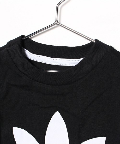 adidas(アディダス)の「ベビー キッズ アディダス トレフォイル Tシャツ TREFOIL TEE AO0029 AO0030(Tシャツ/カットソー・キッズ・ブラック/レッド・12M/2T/4T/5T/6T)」の4枚目の写真
