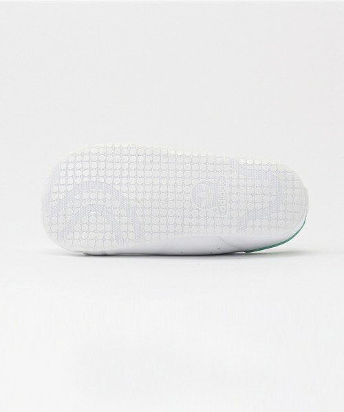 adidas（アディダス）の「ベビー キッズ アディダス スタンスミス クリブ STAN SMITH CRIB B24101（スニーカー・キッズ・ホワイト・9cm/10cm/11cm/12cm）」の3枚目の写真