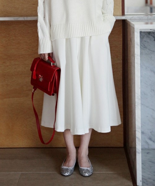 DHOLIC（ディーホリック）の「ウエストゴムクロップドワイドパンツ（その他パンツ・レディース・ベージュ/ホワイトアイボリー/ブラック/ライトスカイブルー・FREE）」の2枚目の写真