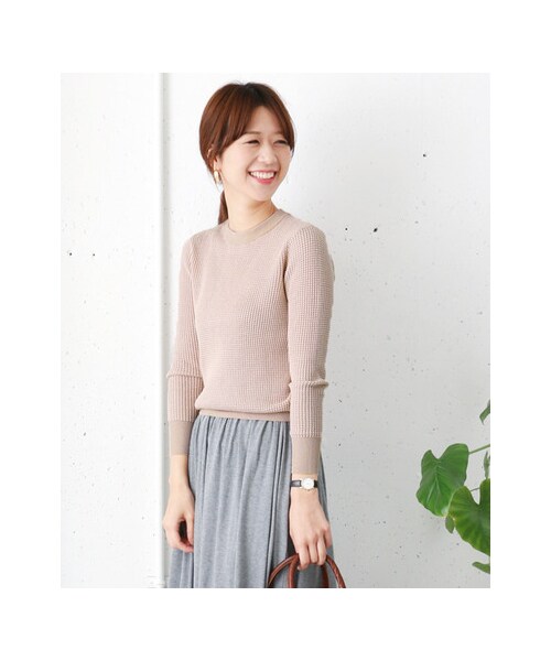 URBAN RESEARCH DOORS（アーバンリサーチドアーズ）の「ワッフルプルオーバーニット（トップス・レディース・BEIGE/GRAY・one）」の6枚目の写真