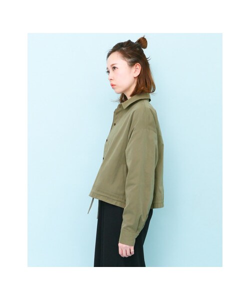 KBF（ケイビーエフ）の「【予約】WEB限定 シャツブルゾン（トップス・レディース・BEIGE/KHAKI/BLACK・one）」の17枚目の写真