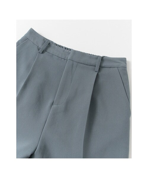 KBF(ケイビーエフ)の「KBF+ クロップドパンツ(パンツ・レディース・BLUE GRAY/BEIGE/OFF・one)」の13枚目の写真