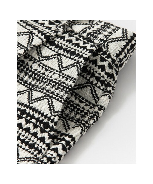 KBF（ケイビーエフ）の「KBF+ ジャガードショートパンツ（パンツ・レディース・BLACK/BEIGE・one）」の12枚目の写真