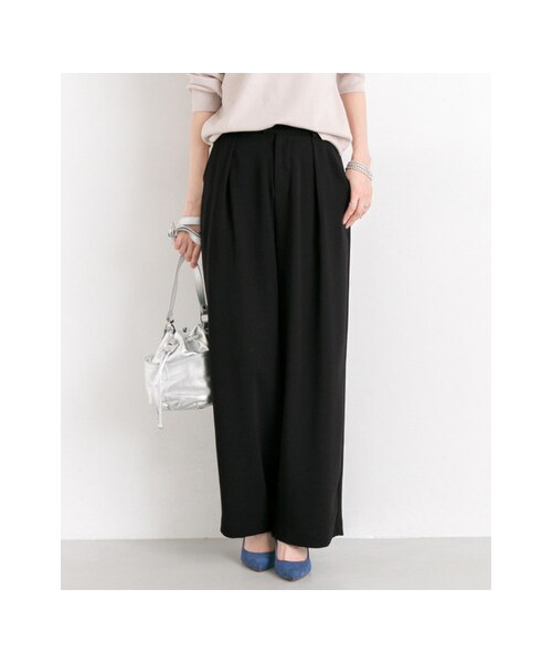 URBAN RESEARCH（アーバンリサーチ）の「タックワイドパンツ（パンツ・レディース・OFF/BLACK・36/38）」の4枚目の写真