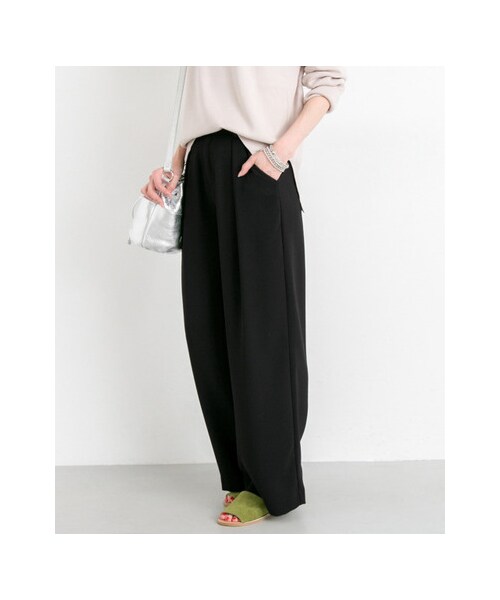 URBAN RESEARCH（アーバンリサーチ）の「タックワイドパンツ（パンツ・レディース・OFF/BLACK・36/38）」の3枚目の写真