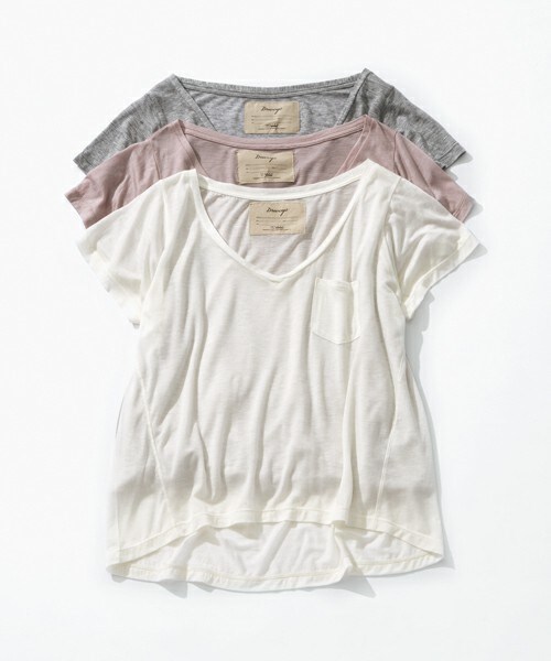 DRWCYS(ドロシーズ)の「テンセルカシミヤVネックTシャツ(Tシャツ/カットソー・レディース・ホワイト/グレー/チャコール/ピンク・M)」の1枚目の写真