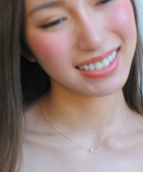 pinacoteca（ピナコテーカ）の「ピナコテーカ 570 パヴェ ダイヤモンド スター ネックレス（ネックレス・レディース・ゴールド・40cm）」の4枚目の写真