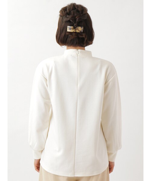 w closet（ダブルクローゼット）の「スリット入りハイネックプルオーバー（トップス・レディース・オフホワイト/グレー/ブラック・FREE）」の6枚目の写真