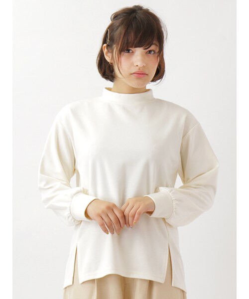 w closet（ダブルクローゼット）の「スリット入りハイネックプルオーバー（トップス・レディース・オフホワイト/グレー/ブラック・FREE）」の4枚目の写真