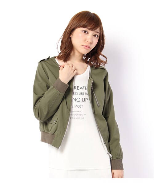 PAGEBOY（ページボーイ）の「フラップポケット付ノーカラーブルゾン（ジャケット/アウター・レディース・ブラック/グレーベージュ/カーキ）」の3枚目の写真