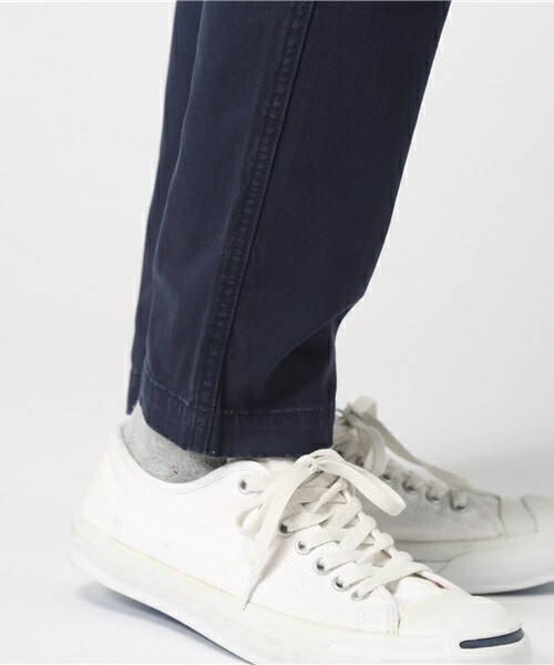 FREDY&GLOSTER（フレディアンドグロスター）の「60/2 ストレッチギャバパンツ（チノパンツ・メンズ・ベージュ/ネイビー・M/L/S）」の9枚目の写真
