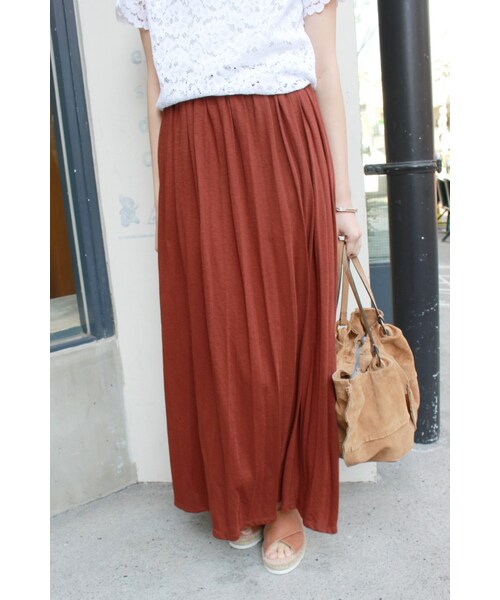 SLOBE IENA（スローブイエナ）の「《予約》カットプリーツマキシスカート◆（スカート・ナチュラル/キャメル/ネイビー/オールドブラウン・フリー）」の3枚目の写真