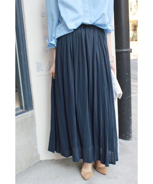 SLOBE IENA（スローブイエナ）の「《予約》カットプリーツマキシスカート◆（スカート・ナチュラル/キャメル/ネイビー/オールドブラウン・フリー）」の4枚目の写真