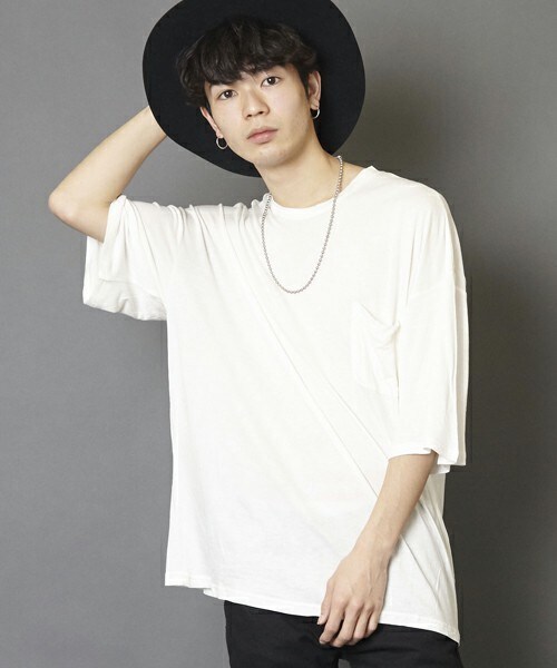 unrelaxing（アンリラクシング）の「ビッグシルエットドロップショルダーTシャツ　ビッグカットソー（Tシャツ/カットソー・メンズ・ホワイト/ブラック/グレー・SMALL/MEDIUM）」の4枚目の写真