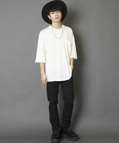 unrelaxing（アンリラクシング）の「ビッグシルエットドロップショルダーTシャツ　ビッグカットソー（Tシャツ/カットソー・メンズ・ホワイト/ブラック/グレー・SMALL/MEDIUM）」の9枚目の写真