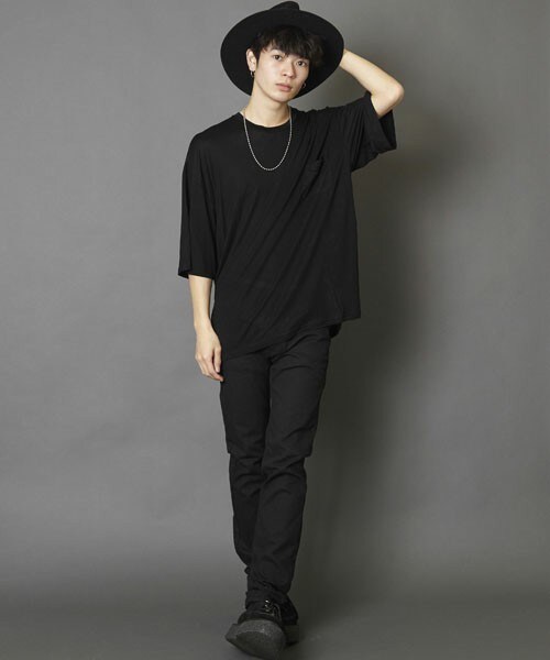 unrelaxing（アンリラクシング）の「ビッグシルエットドロップショルダーTシャツ　ビッグカットソー（Tシャツ/カットソー・メンズ・ホワイト/ブラック/グレー・SMALL/MEDIUM）」の21枚目の写真