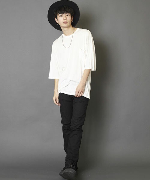 unrelaxing（アンリラクシング）の「ビッグシルエットドロップショルダーTシャツ　ビッグカットソー（Tシャツ/カットソー・メンズ・ホワイト/ブラック/グレー・SMALL/MEDIUM）」の11枚目の写真