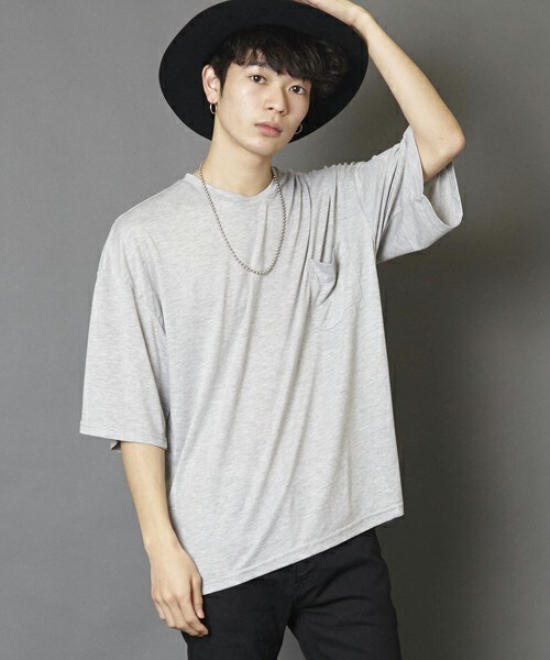 unrelaxing（アンリラクシング）の「ビッグシルエットドロップショルダーTシャツ　ビッグカットソー（Tシャツ/カットソー・メンズ・ホワイト/ブラック/グレー・SMALL/MEDIUM）」の3枚目の写真