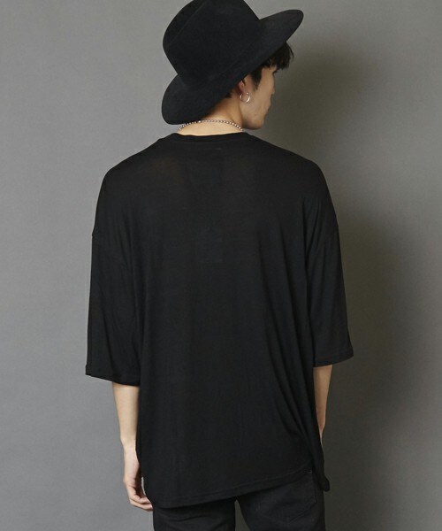 unrelaxing（アンリラクシング）の「ビッグシルエットドロップショルダーTシャツ　ビッグカットソー（Tシャツ/カットソー・メンズ・ホワイト/ブラック/グレー・SMALL/MEDIUM）」の17枚目の写真
