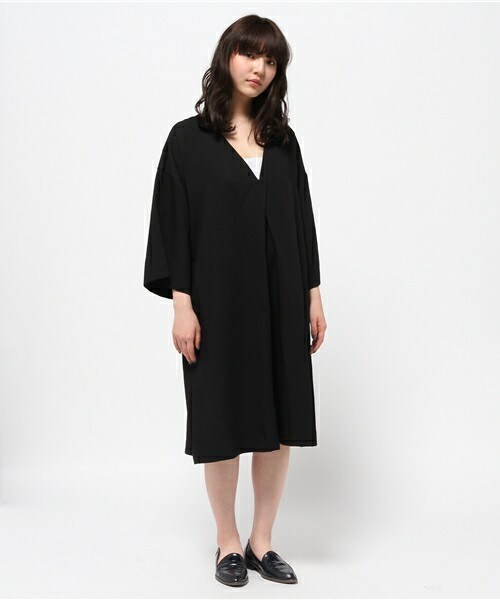 muller of yoshiokubo(ミュラーオブヨシオクボ)の「muller of yoshiokubo デザートドレス(ワンピース・レディース・ブラック・36)」の2枚目の写真
