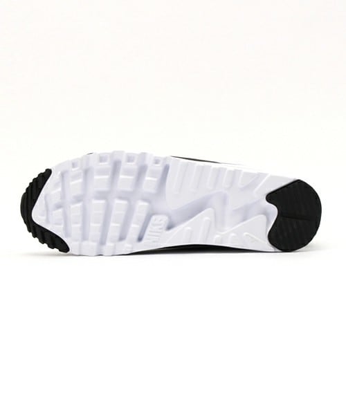 NIKE SPORTSWEAR(ナイキスポーツウェアー)の「ユニセックス ナイキ NIKE AIR MAX 90 ULTRA ESSENTIAL 819474-001(スニーカー・メンズ・ブラック・24cm/24.5cm/26.5cm/27cm/27.5cm/28cm/28.5cm/29cm)」の3枚目の写真