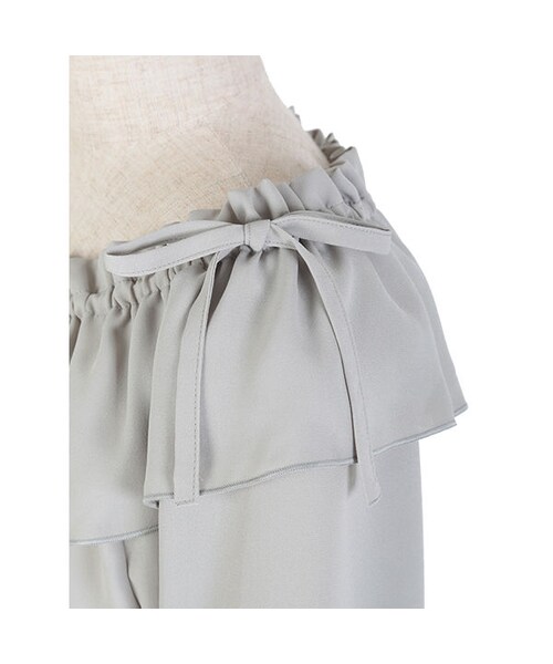 F i.n.t（フィント）の「ショルダーリボンオフショルブラウス/F&A（シャツ/ブラウス・レディース・その他）」の4枚目の写真