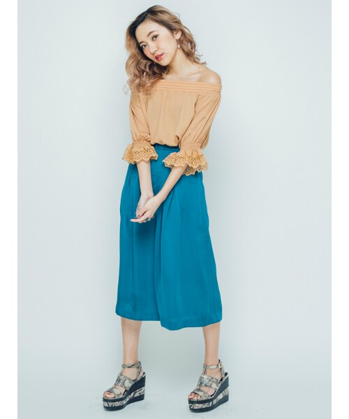 EVRIS（エヴリス）の「シャーリングショートTOPS（トップス・レディース・ホワイト/ブラック/ベージュ・F）」の6枚目の写真