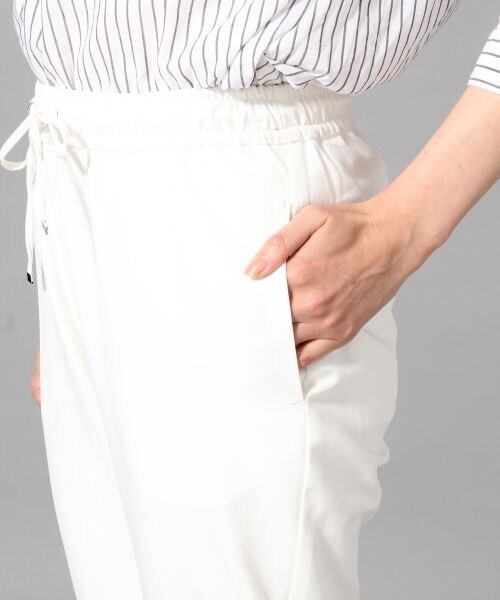 BLISS POINT（ブリスポイント）の「E/PUイージートラウザー（パンツ・レディース・ホワイト/ブラック/ピンク/ベージュ/カーキ・M/L）」の10枚目の写真
