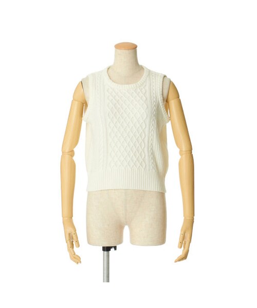 F i.n.t（フィント）の「アラン編みニットベスト/F i.n.t（ベスト・レディース・その他）」の3枚目の写真