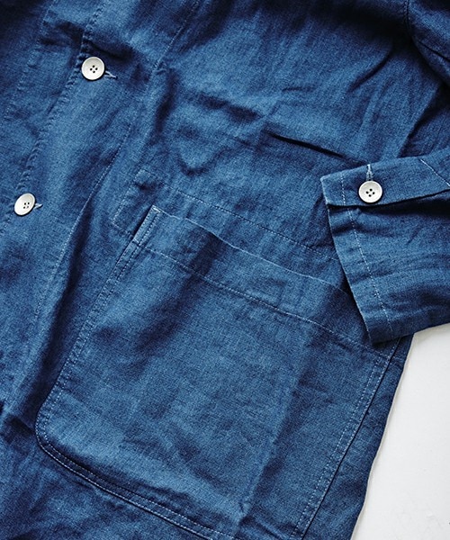 Johnbull Private labo（ジョンブルプライベートラボ）の「リネンイージーコート（ステンカラーコート・メンズ・ホワイト/インディゴブルー・SMALL/MEDIUM/LARGE）」の4枚目の写真