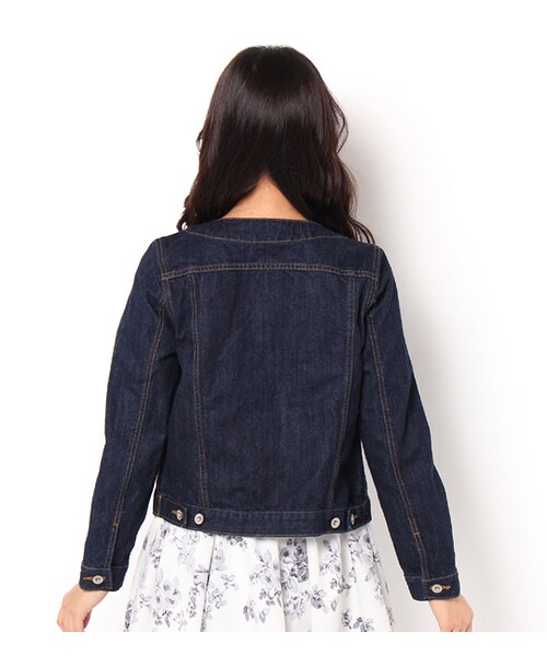 mysty woman(ミスティウーマン)の「デニムノーカラーGジャン(ジャケット/アウター・レディース・ブルー/インディゴ)」の3枚目の写真
