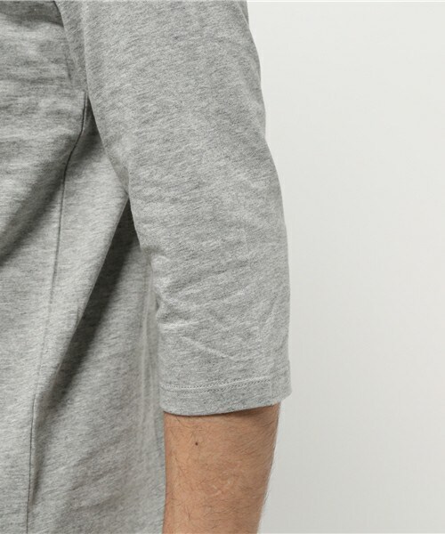 UNION STATION（ユニオンステーション）の「メンズノンノ【MEN'S NON-NO】5月号　P116　坂口 健太郎さん着用商品UネックロングTシャツ（Tシャツ/カットソー・メンズ・ホワイト/トップグレー・SMALL/MEDIUM/LARGE）」の6枚目の写真