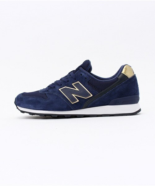 NEW BALANCE(ニューバランス)の「ウィメンズ ニューバランス グレー ネイビー new balance WR996 HA HC(スニーカー・レディース・ベージュ/ネイビー・22.5cm/23cm/23.5cm/24cm/24.5cm)」の3枚目の写真