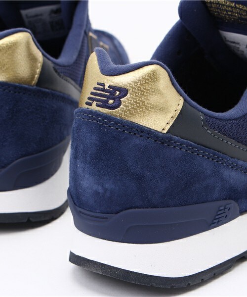 NEW BALANCE(ニューバランス)の「ウィメンズ ニューバランス グレー ネイビー new balance WR996 HA HC(スニーカー・レディース・ベージュ/ネイビー・22.5cm/23cm/23.5cm/24cm/24.5cm)」の9枚目の写真