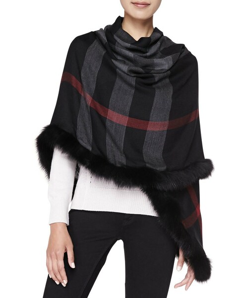 BURBERRY（バーバリー）の「Burberry Fox Fur-Trim Check Scarf, Black 