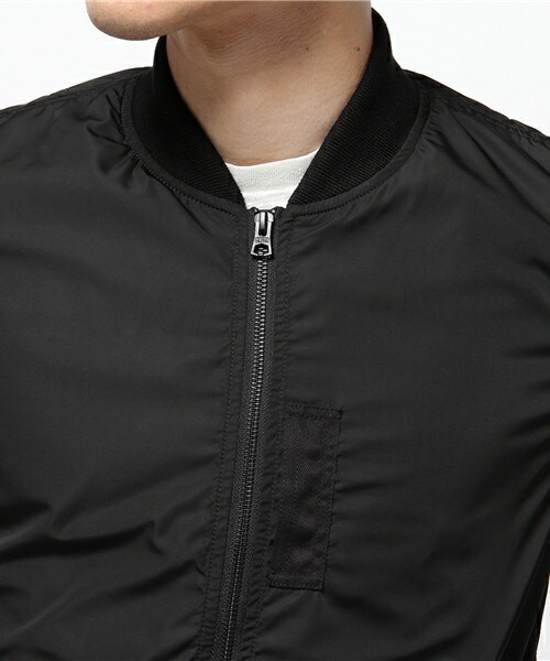 Alpha Industries（アルファインダストリーズ）の「ALPHA INDUSTRIES MA-1（ブルゾン・メンズ・ブラック/オリーブ・M/L）」の6枚目の写真