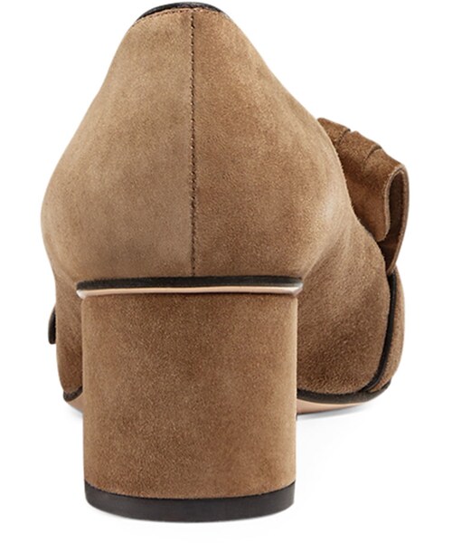GUCCI（グッチ）の「Gucci Marmont Fringe Suede 55mm Loafer, Taupe（パンプス・レディース・Brown・35.0B/5.0B/35.5B/5.5B/36.0B/6.0B/36.5B/6.5B/40.0B/10.0B/41.0B/11.0B）」の2枚目の写真