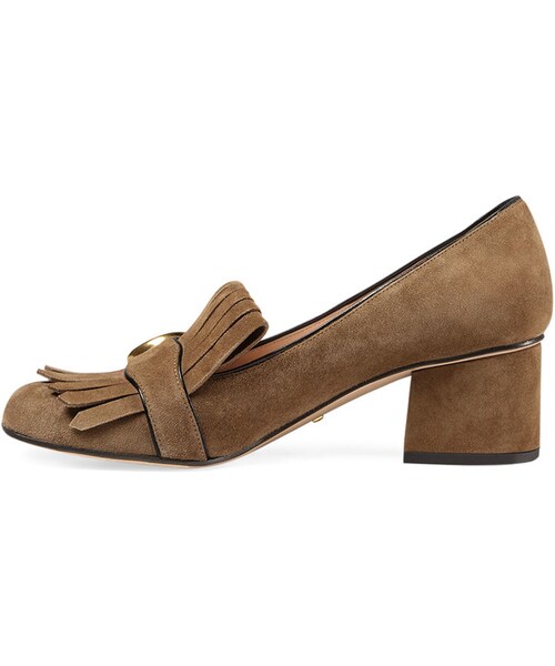 GUCCI（グッチ）の「Gucci Marmont Fringe Suede 55mm Loafer, Taupe（パンプス・レディース・Brown・35.0B/5.0B/35.5B/5.5B/36.0B/6.0B/36.5B/6.5B/40.0B/10.0B/41.0B/11.0B）」の4枚目の写真