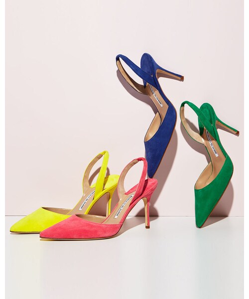 Manolo Blahnik（マノロ・ブラニク）の「Manolo Blahnik Carolyne Gala High-Heel Suede Halter Pump, Denim Blue（パンプス・レディース・Blue・35.0B/5.0B/35.5B/5.5B/36.0B/6.0B/36.5B/6.5B/37.0B/7.0B/37.5B/7.5B/38.0B/8.0B/38.5B/8.5B/39.0B/9.0B/39.5B/9.5B/40.0B/10.0B/40.5B/10.5B/41.0B/11.0B/42.0B/12.0B）」の2枚目の写真