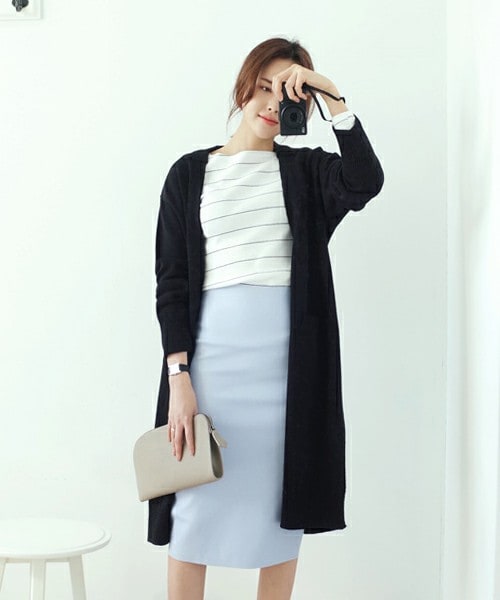 DHOLIC（ディーホリック）の「サイドスリットハイゲージロングニットカーディガン（カーディガン/ボレロ・レディース・ディープスカイブルー/ベージュ/ブラック・ＦＲＥＥ）」の2枚目の写真