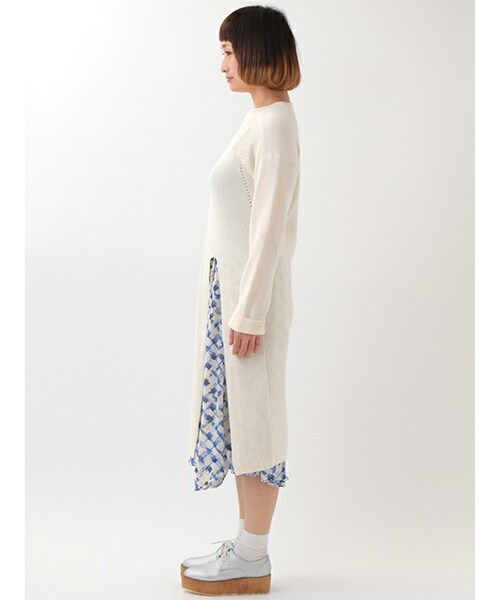 w closet(ダブルクローゼット)の「スリット入りニットワンピース(ワンピース/ドレス・レディース・オフホワイト/Lサックス/ミント・FREE)」の5枚目の写真