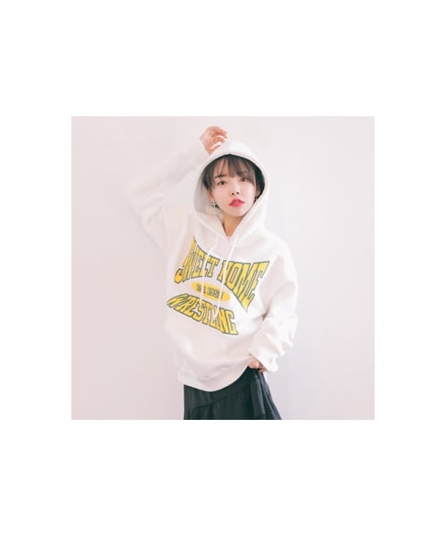 STYLENANDA(スタイルナンダ)の「SWEET HOMEプリントプルオーバーパーカー(アイボリー)(その他・レディース・アイボリー/ブラック・フリーサイズ)」の2枚目の写真