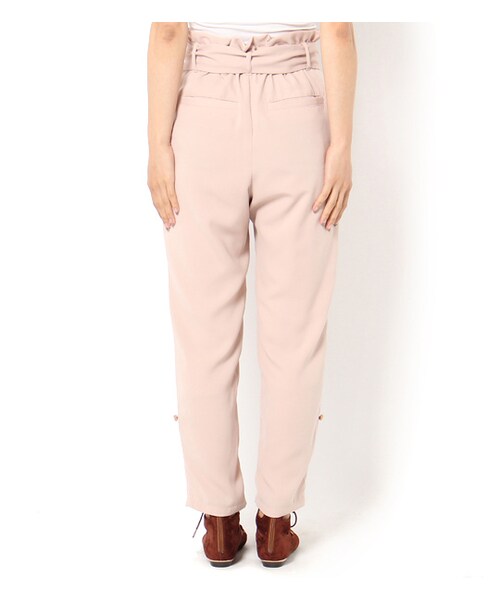 PAGEBOY(ページボーイ)の「ハイウエストリボン付きテーパードパンツ(パンツ・レディース・ブラック/ピンク)」の3枚目の写真