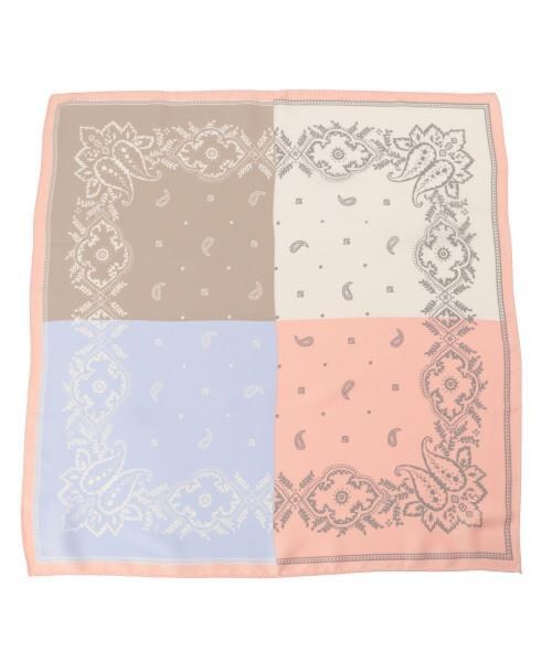 RAY CASSIN（レイカズン）の「バンダナ柄スカーフ（ファッション雑貨・レディース・柄A/柄B/柄C・FREE）」の2枚目の写真