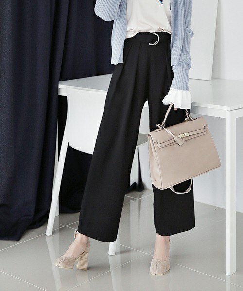 DHOLIC（ディーホリック）の「リングベルトSETツータックハイウエストワイドパンツ（スラックス・レディース・ベージュ/ブラック/アクアグリーン・FREE）」の2枚目の写真