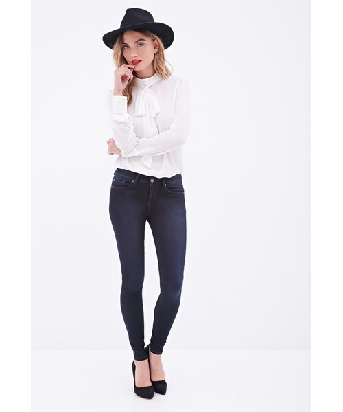 FOREVER 21(フォーエバー トゥエンティーワン)の「FOREVER 21 contemporary low-rise skinny jeans(デニムパンツ・レディース・Blue・26)」の2枚目の写真
