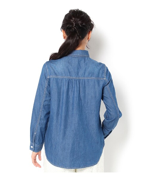 laboratory work(ラボラトリーワーク)の「比翼デニムシャツ(トップス・レディース・サックス/インディゴ・M)」の3枚目の写真