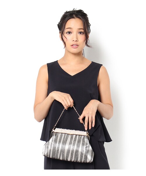 laboratory work（ラボラトリーワーク）の「パール付チュールパーティバッグ（バッグ・レディース・ブラック系/ライトベージュ）」の3枚目の写真