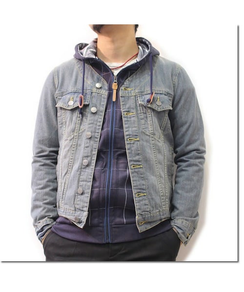 Cuirs（キュイー）の「ノーカラースリムGジャン（デニムジャケット・メンズ・ダークブルー/ライトブルー・M/L）」の2枚目の写真