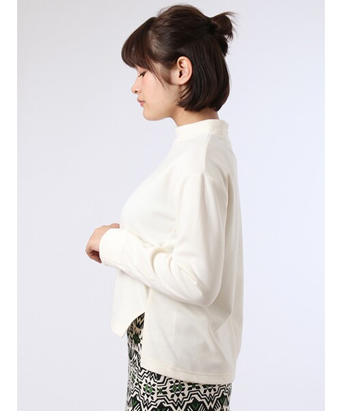 w closet(ダブルクローゼット)の「ハイネックプルオーバー(トップス・レディース・オフホワイト/グレー/Sミント/ネイビー・FREE)」の6枚目の写真
